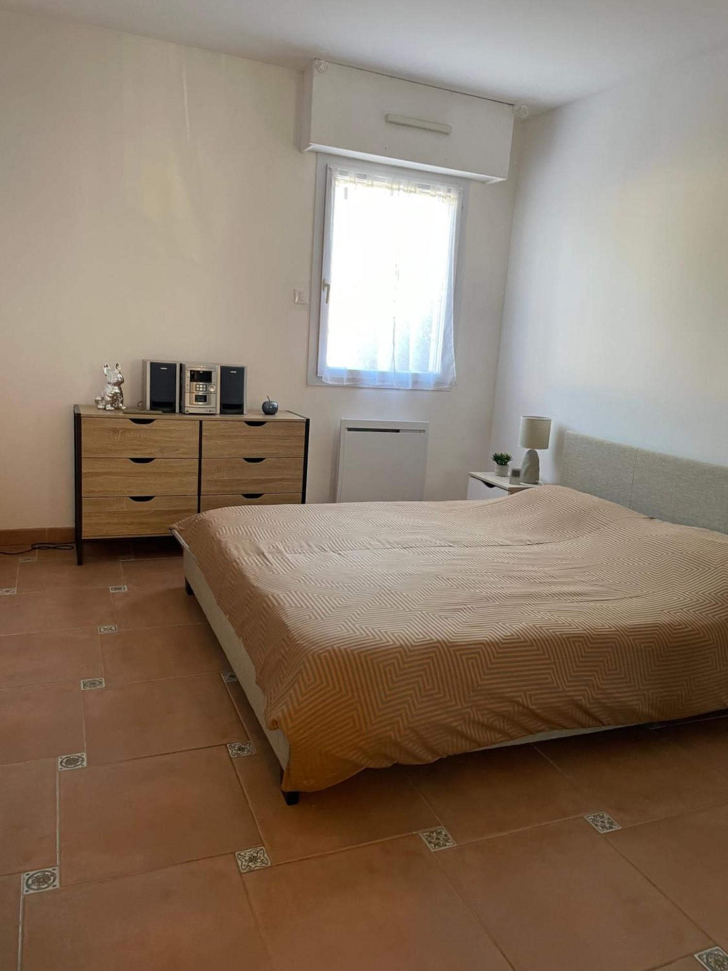 2 Pieces Saint Raphael Renove, Classe 4 Etoiles, 100 M Plages, Piscine, Tennis, Parc, Terrasse, Jardin Privatif Exterior photo